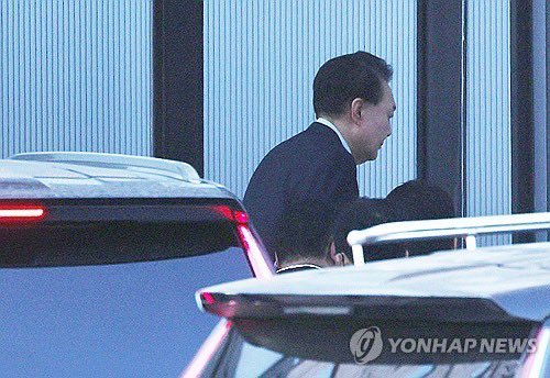 Impeached South Korean President Yoon Seok-Yoel was arrested and seen entering the Corruption Investigation Offices (CIO)