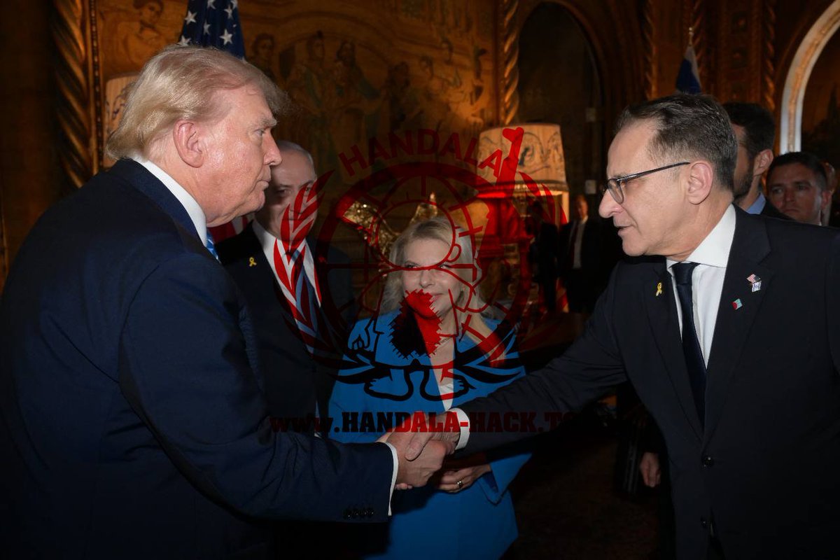 El grupo de hackers Handala afirma haber hackeado el teléfono móvil de Tzachi Braverman, jefe de gabinete del primer ministro israelí, Benjamin Netanyahu, obteniendo acceso a información secreta que incluye chats encriptados, acuerdos ocultos, vergonzosas indulgencias morales y financieras, abuso de poder, chantaje, sobornos.